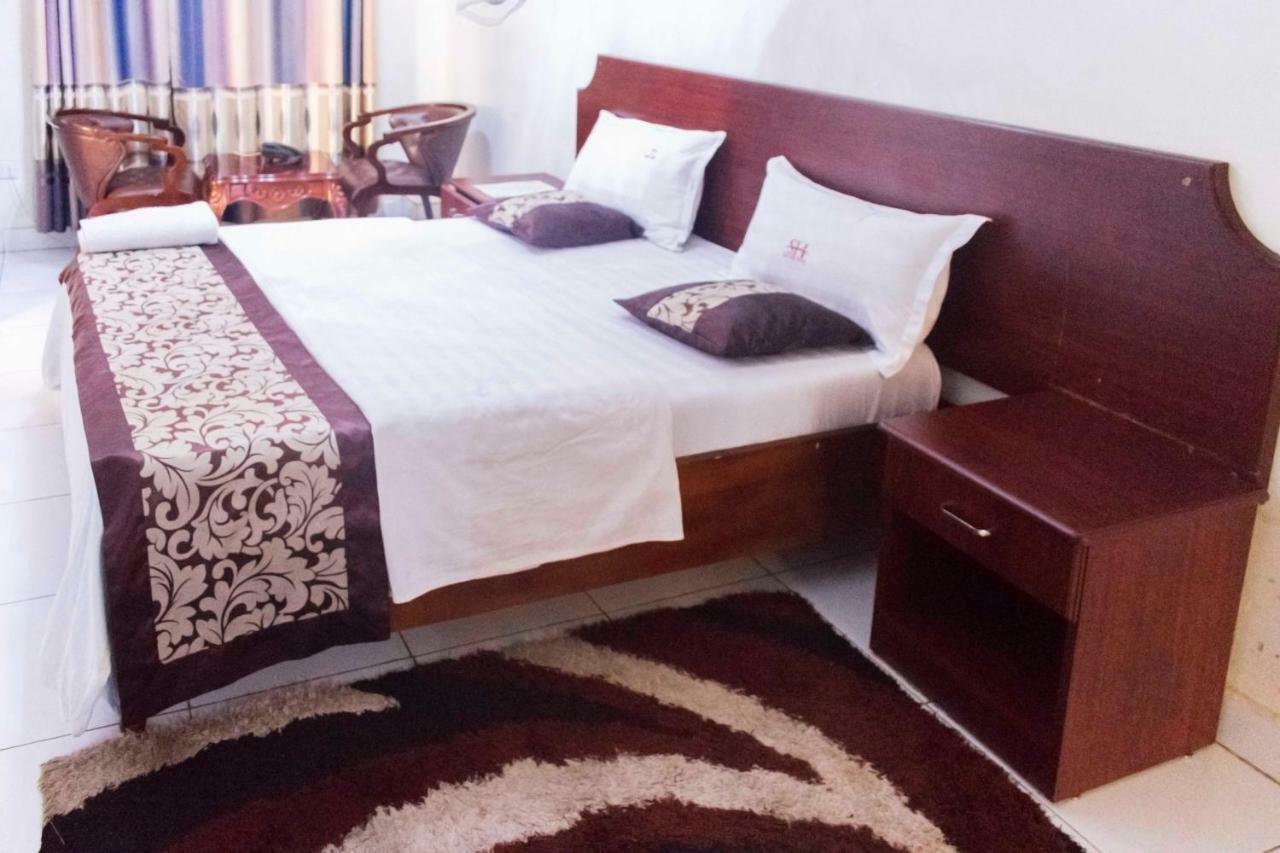 Sunrise Hotel Кампала Екстериор снимка