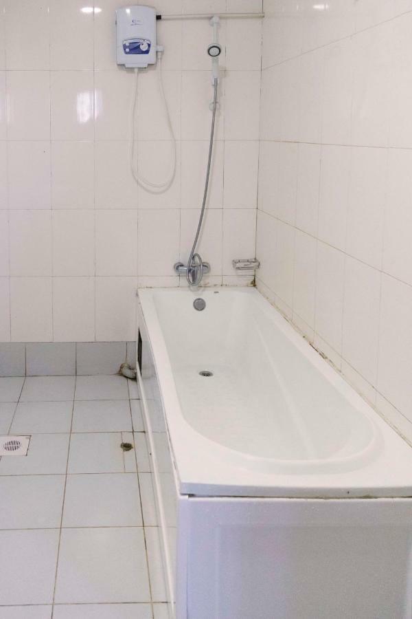 Sunrise Hotel Кампала Екстериор снимка