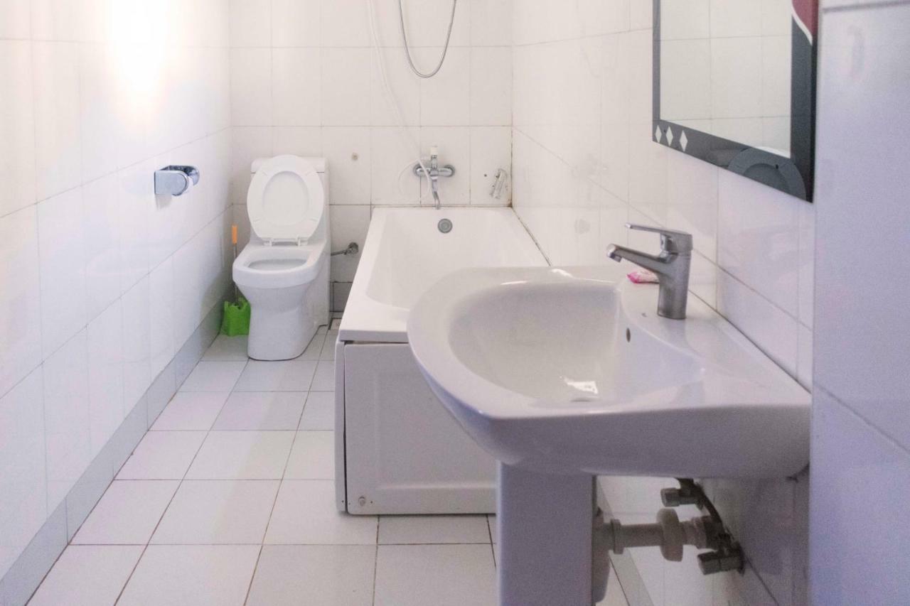 Sunrise Hotel Кампала Екстериор снимка